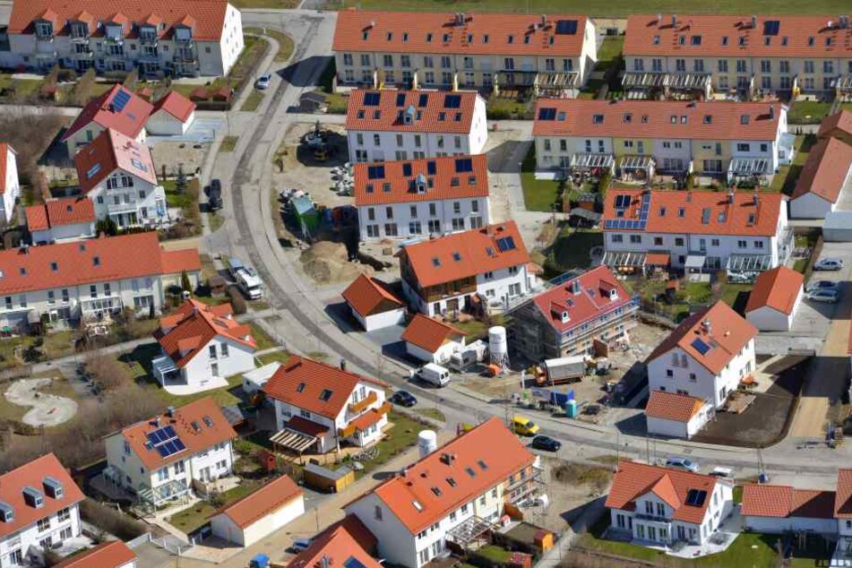 Eine Neubausiedlung bei München: Auch im Umland steigen die Preise weiter an.