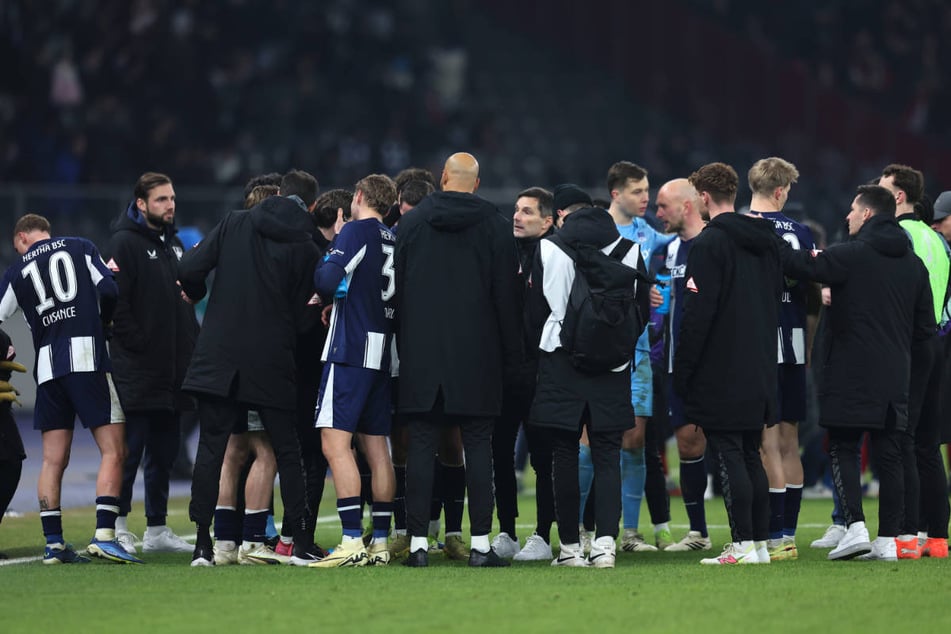 Für Hertha BSC gilt es nach dem Pokal-Aus zusammenzustehen und sich wieder voll auf das Aufstiegsrennen in der 2. Bundesliga zu konzentrieren.