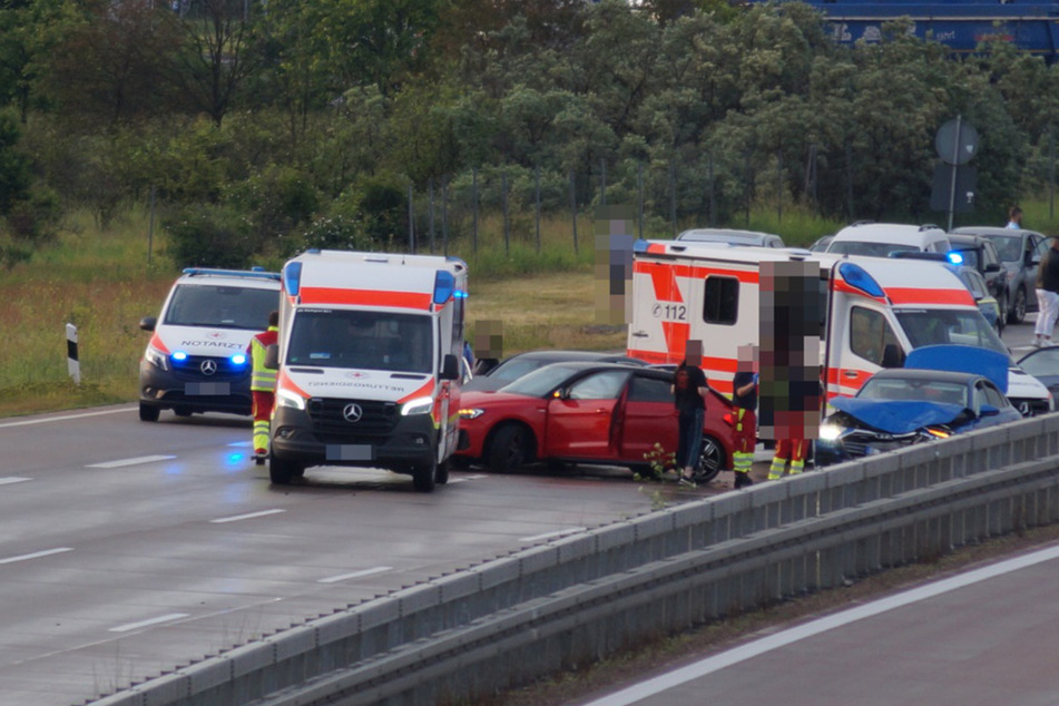 Unfall A9: Betrunken hinterm Steuer! Drei Autos rauschen auf A9 ineinander