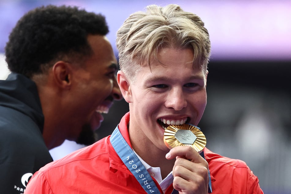 Zehnkampf-Olympiasieger Markus Rooth (23) hat sich beim Stabhochsprung-Training verletzt.