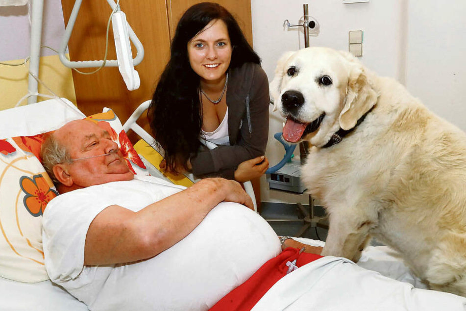 Daniela Trambowsky und Hund Sunny bringen schwerkranke Patienten auf andere, weniger trübe Gedanken.