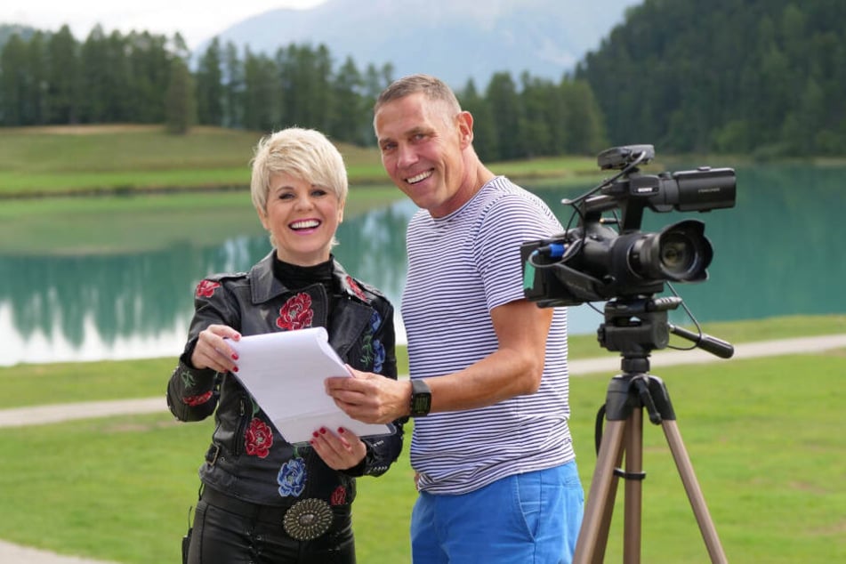 Stehen für ihre Musikvideos gemeinsam vor der Kamera: Countrysängerin Linda Feller (52) und ihr Mann Andreas (56).