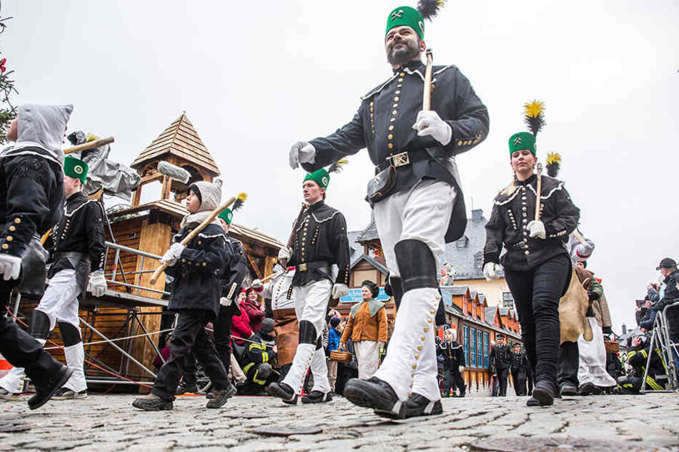 Die große Abschlussbergparade findet am 23. Dezember in Annaberg-Buchholz statt.