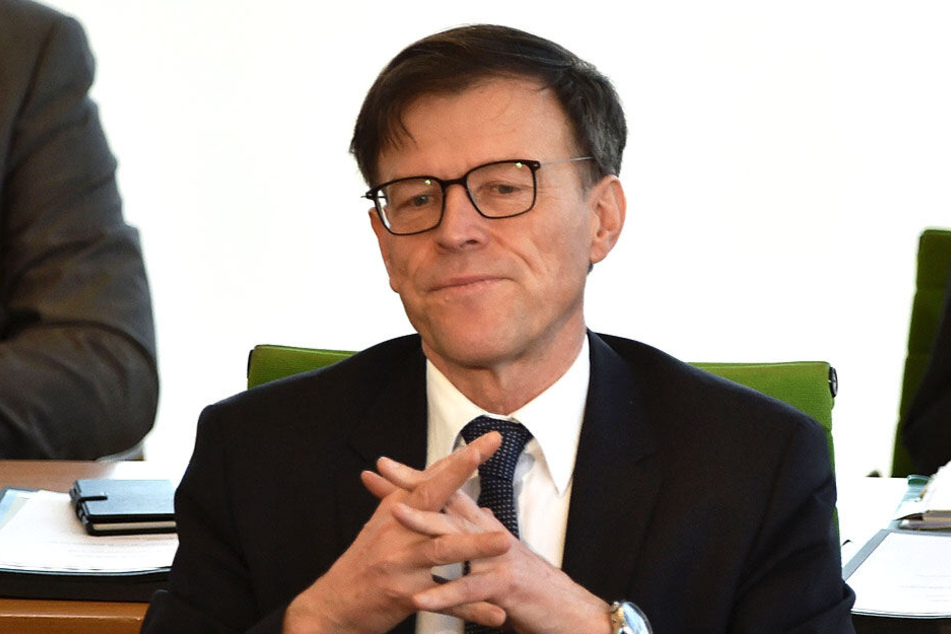 Dr. Matthias Rößler (64, CDU) hat das Amt seit 2009 inne.