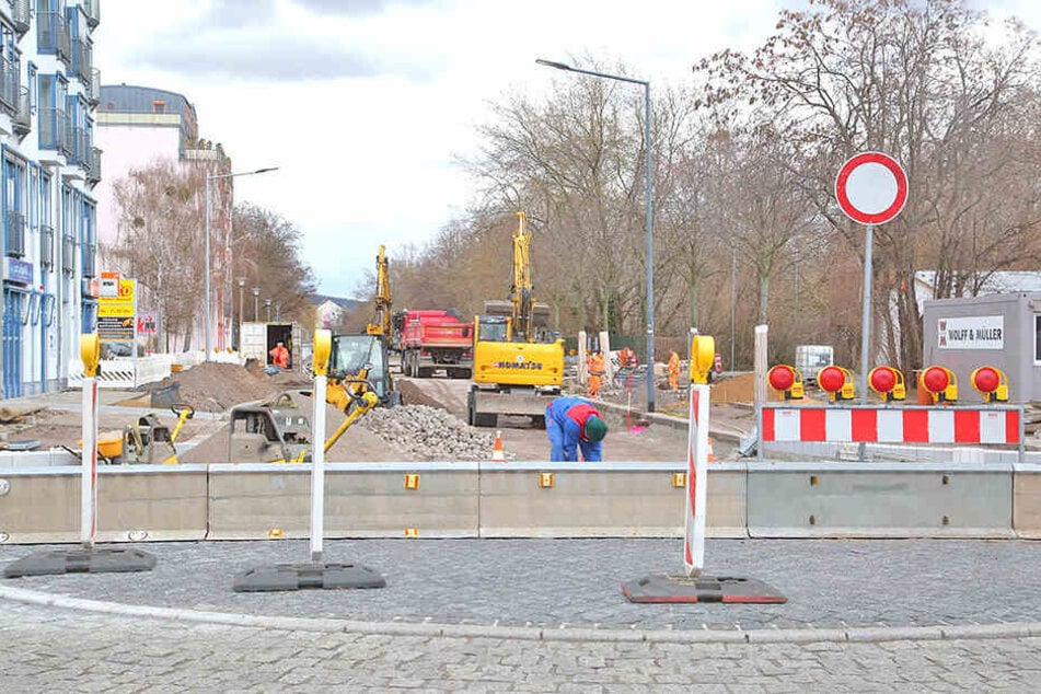 Eine Straßenbaustelle an der Dresdner Dürerstraße.