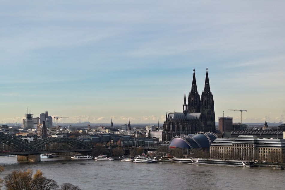 In Köln gehen heute Menschen anlässlich des Welt-Down-Syndrom-Tags auf die Straßen.