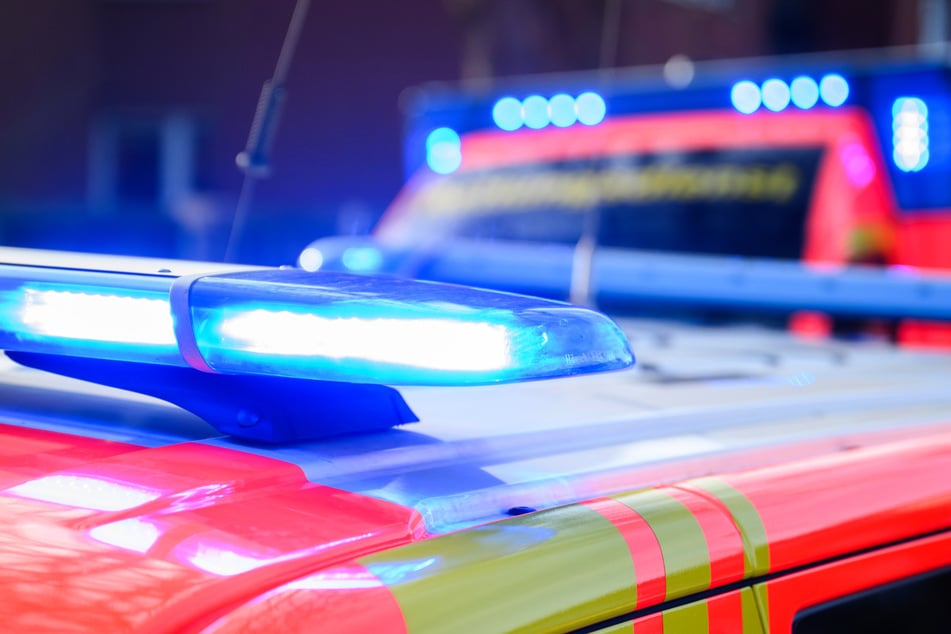 Unfall A7: Auto kracht auf A7 in Lkw: Fahrer (†52) stirbt noch an der Unfallstelle