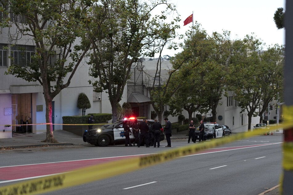 San Francisco police release footage of Chinese consulate attacker and reveal more details