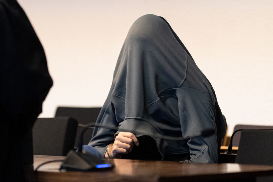 Der 42-Jährige muss für acht Jahre unter Sicherungsverwahrung ins Gefängnis.