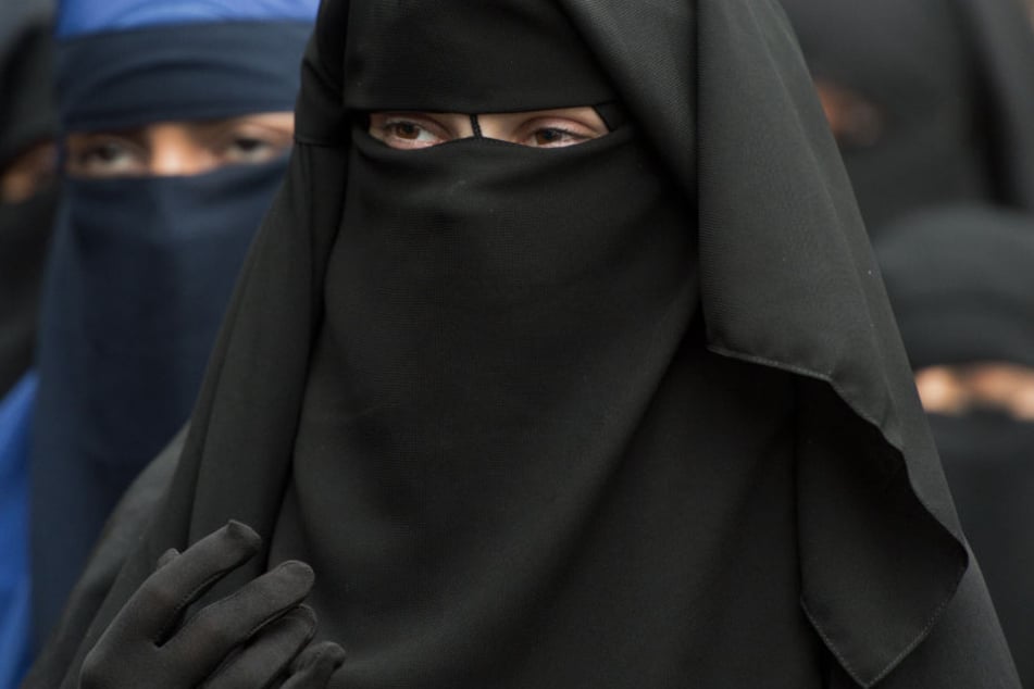 Salafisten wollen die Gesellschaft nach mittelalterlichen Regeln umgestalten. (Symbolbild)