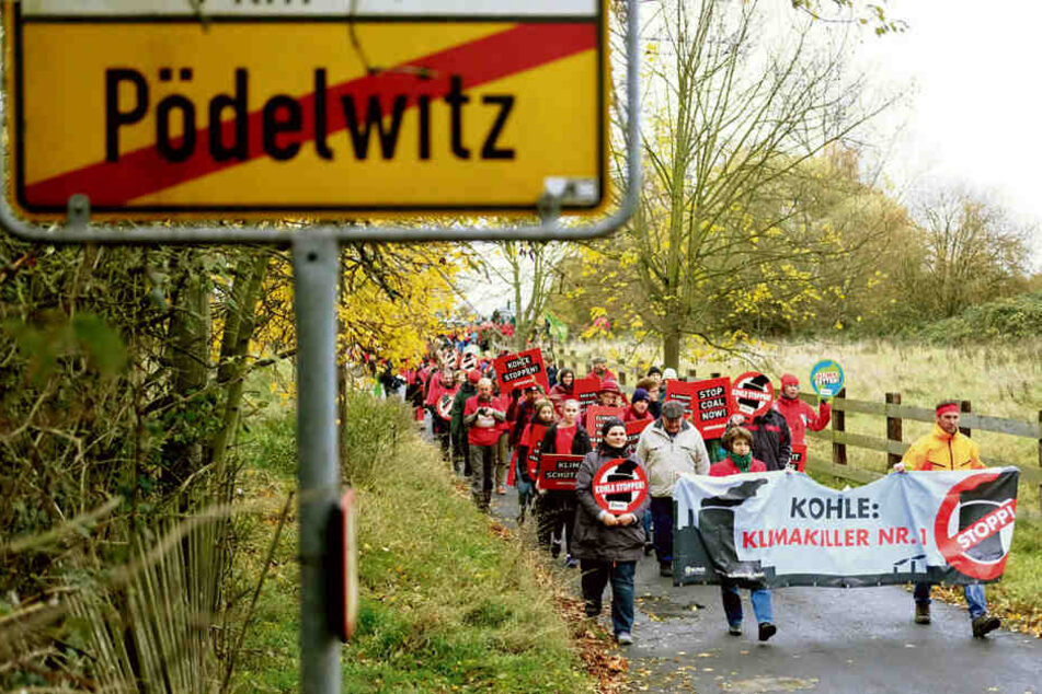 Bereits 2017 protestierten Heimatschützer gegen die Bedrohung des Ortes.