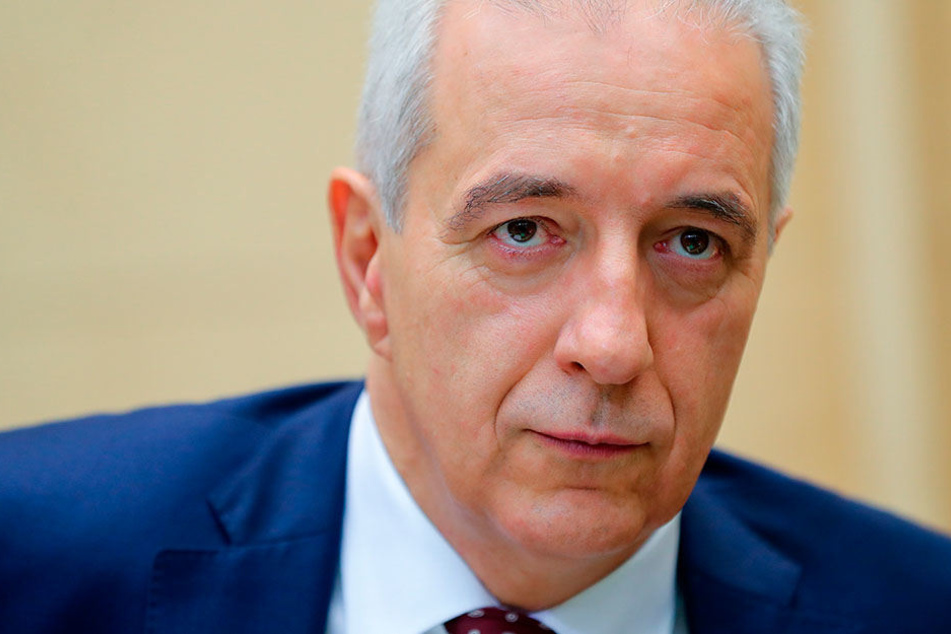 Sachsens Ministerpräsident Stanislaw Tillich (58, CDU) stemmt sich gegen strengere Umweltauflagen.
