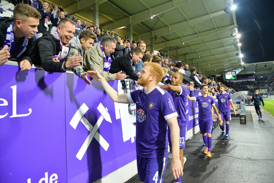 Am 18. Oktober 2019 gewann der FCE Aue in einer denkwürdigen Partie mit 4:3 gegen den 1. FC Nürnberg. Nach am Abpfiff schrie Fabian seine Freude heraus und klatschte mit den Fans ab. Eine Woche später verletzte sich "Foxer" im Training - der Beginn einer 20-monatigen Zwangspause.