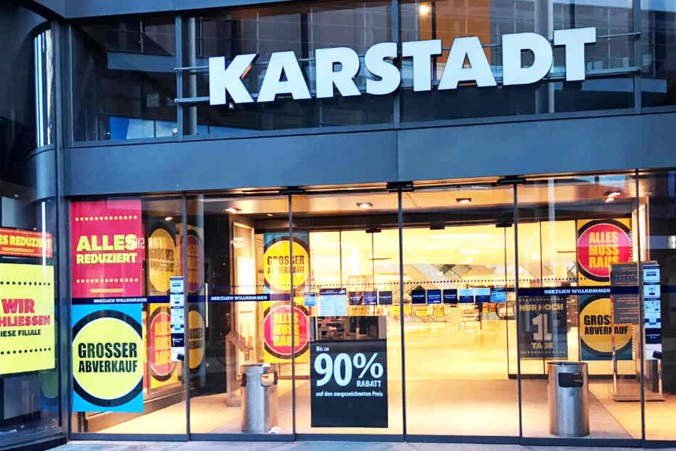 Bis zu 90 Prozent Rabatt gibt es am letzten Tag des Einkaufszentrums in der Innenstadt.