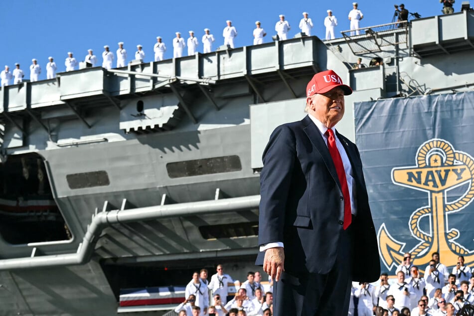 Trump celebrates Navy's 250th anniversary with rambling speech as government shutdown continues