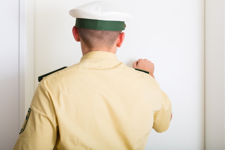Polizeieinsatz auf dem Kaßberg: Weil ein Nachbar, der ein Paket für ein Geschäft angekommen hatte, tagelang nicht anzutreffen war, schaute die Polizei vorbei (Symbolbild).