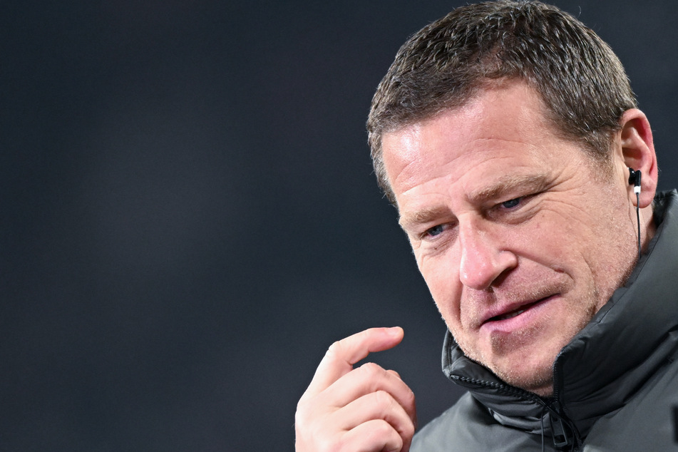 RB Leipzigs Sportchef Max Eberl (49) wurde auf Kölner Schmähplakaten aufs Übelste beleidigt.