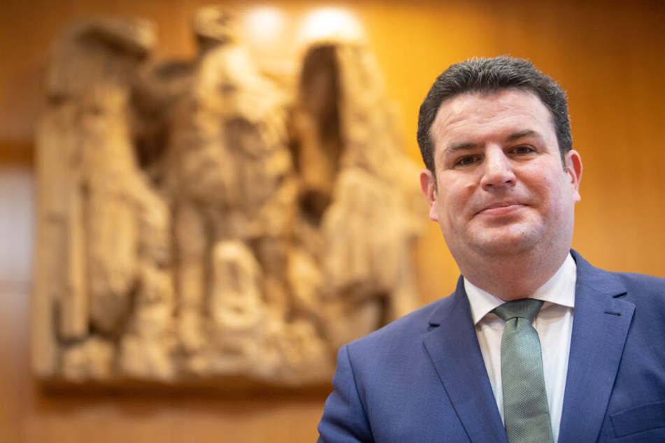 Arbeitsminister Hubertus Heil (SPD) stellt Konzept für milliardenschwere Grundrente vor