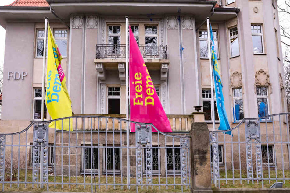 Nach den Angriffen auf das „Liberalen Haus“ ermittelt nun der Staatsschutz.