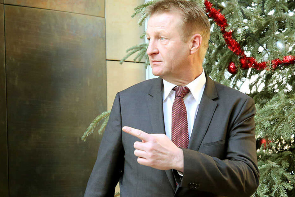 Ralf Jäger (SPD) stellt als Innenminister von NRW ein neues Computersystem zur Verhinderung von Einbrüchen vor.