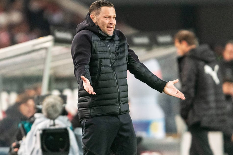 Herthas Trainer Pal Dardai konnte es nicht fassen, dass sein Team die Führung noch aus der Hand gab.