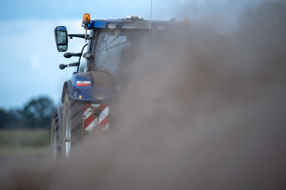 Zwei Bauern wurden in Unfällen Opfer ihrer landwirtschaftlichen Maschinen. (Symbolbild)