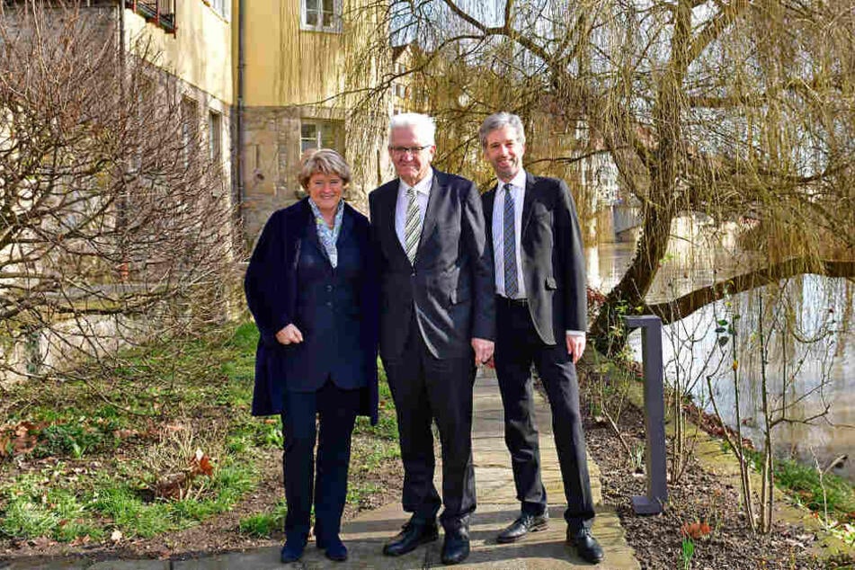 Bei der Wiedereröffnung vor Ort (v.l.): Kulturstaatsministerin Monika Grütters, Ministerpräsident Winfried Kretschmann und OB Boris Palmer.