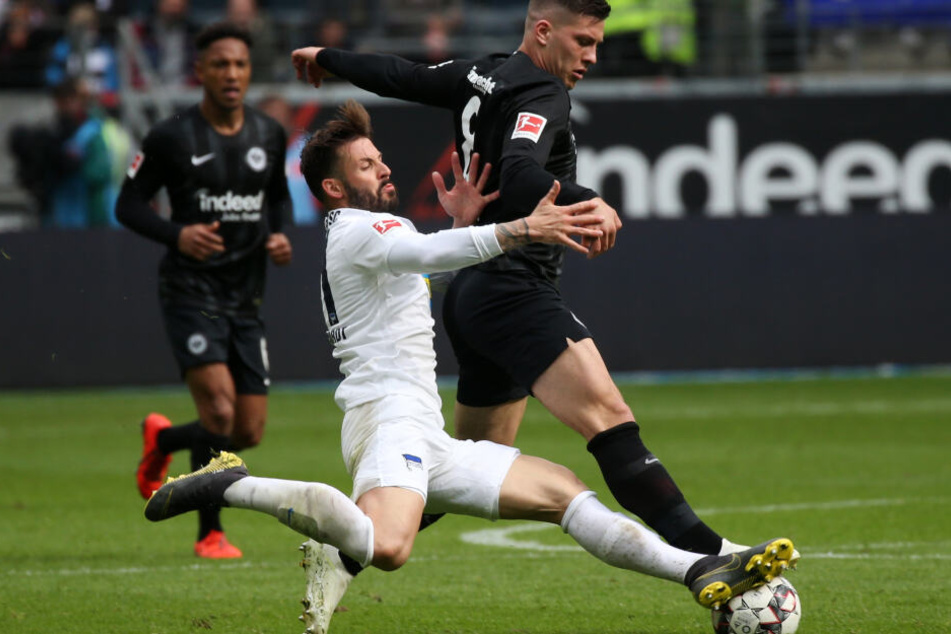 Für Eintrachts Luka Jovic (Re.) und Co. gab es im Heimspiel gegen die Hertha kein Durchkommen.