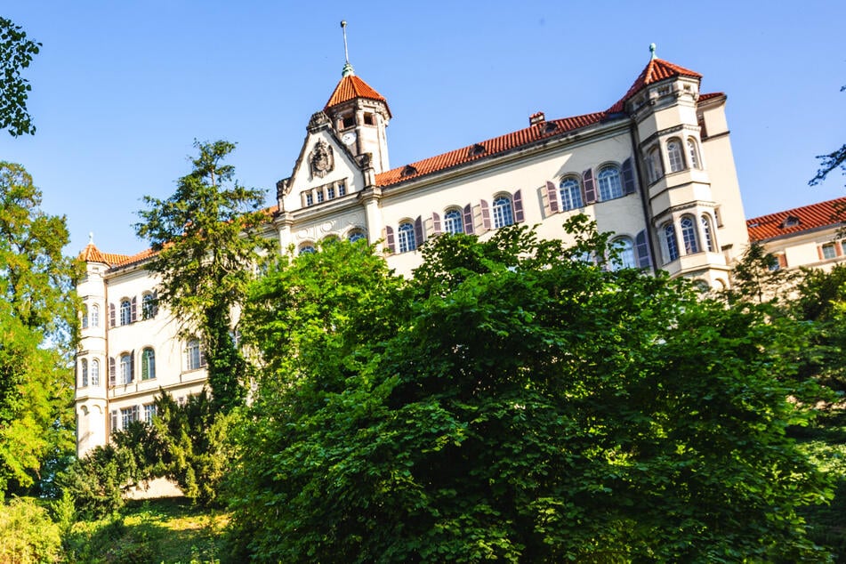 Das eindrucksvolle Schloss Waldenburg eignet sich perfekt für Hochzeiten, Feiern oder Foto-Shootings.