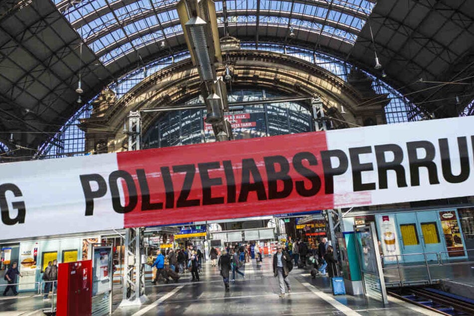 Unter anderem soll der ehemalige Konzertmeister einem 75 Jahre alten Rentner 95 Messerstiche in den Rücken versetzt haben (Symbolbild).
