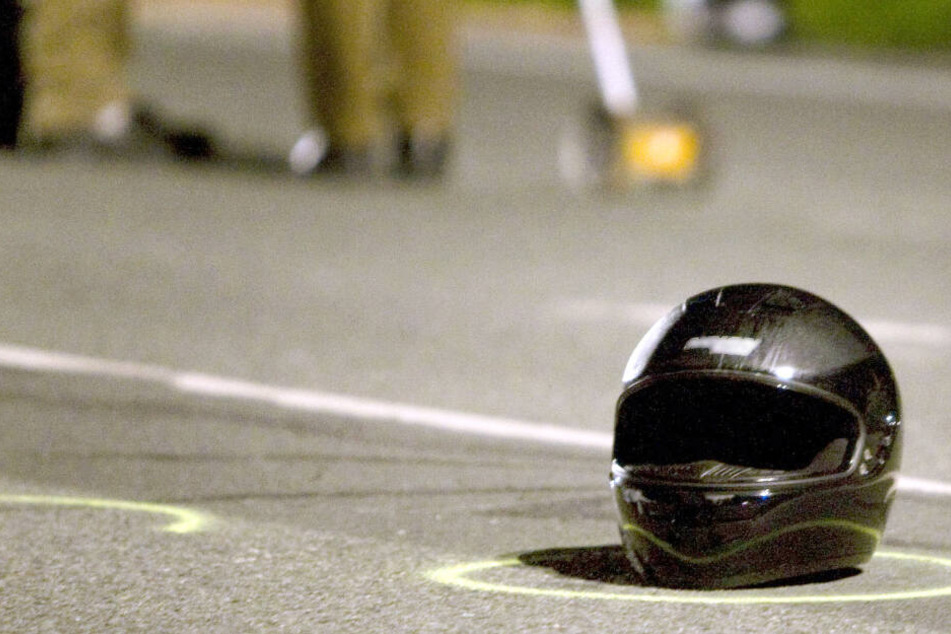 Der Motorradfahrer erlitt bei dem Unfall schwere Verletzungen. (Symbolbild)