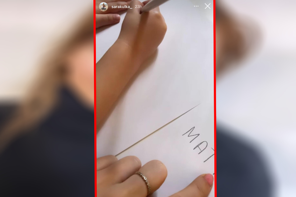 Süßes Video: Auf Instagram zeigte Sara ihren Fans, wie sie fleißig mit Annabell übt.