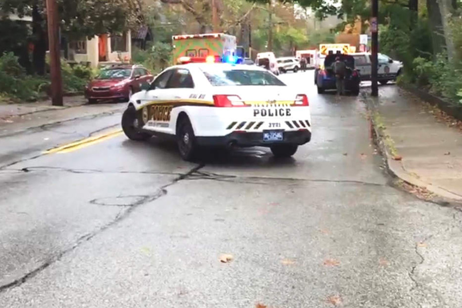 Die Polizeiräsenz in Squirrel Hill ist nicht zu übersehen.