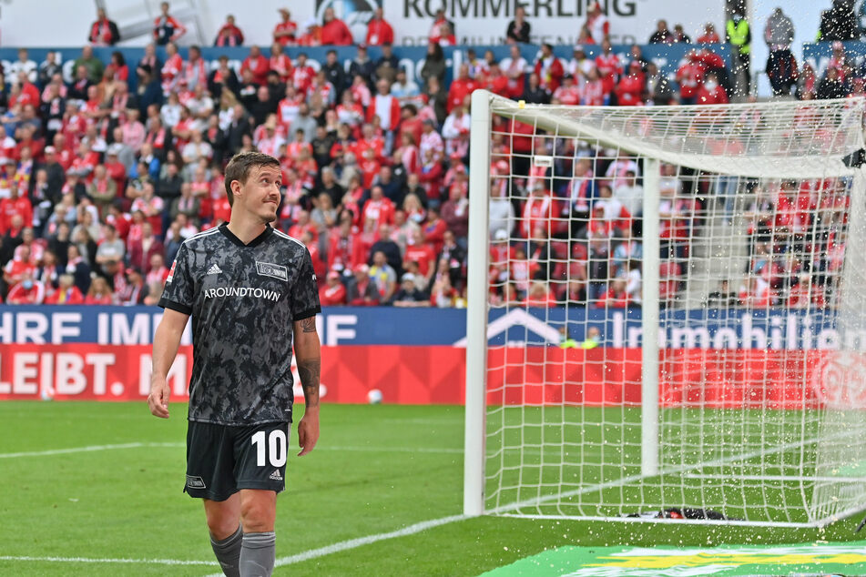 Nach der Bierdusche für Union-Stürmer Max Kruse (33) bittet der DFB den FSV Mainz 05 zur Kasse.