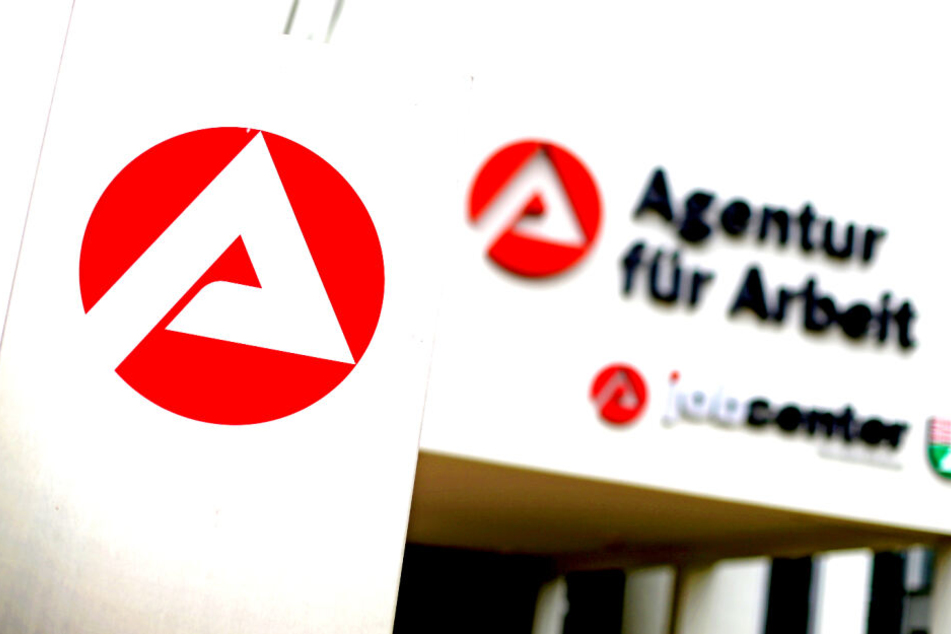 Drei von vier Syrern erhalten in Deutschland Hartz IV!