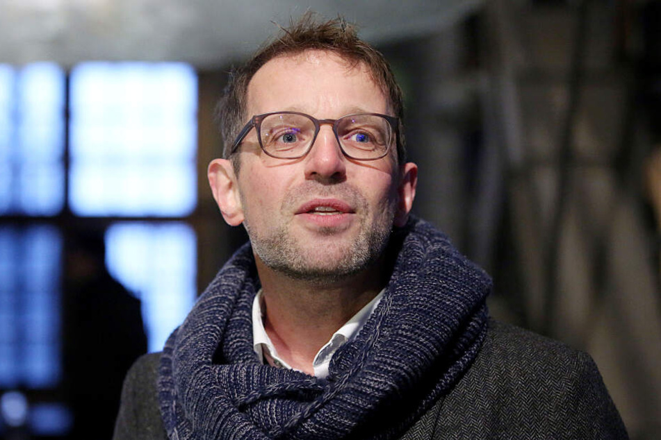 Nach dem Feuer in Notre-Dame rechnet der Kölner Dombaumeister Peter Füssenich mit einem jahrzehntelangen Wiederaufbau.