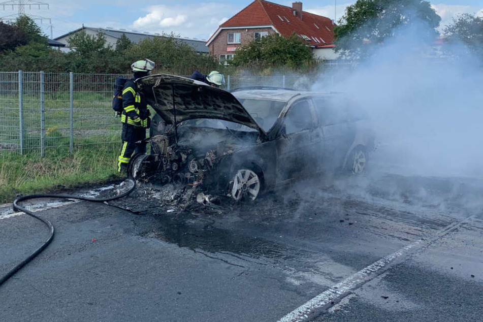 Verletzt wurde bei dem Feuer zum Glück niemand.