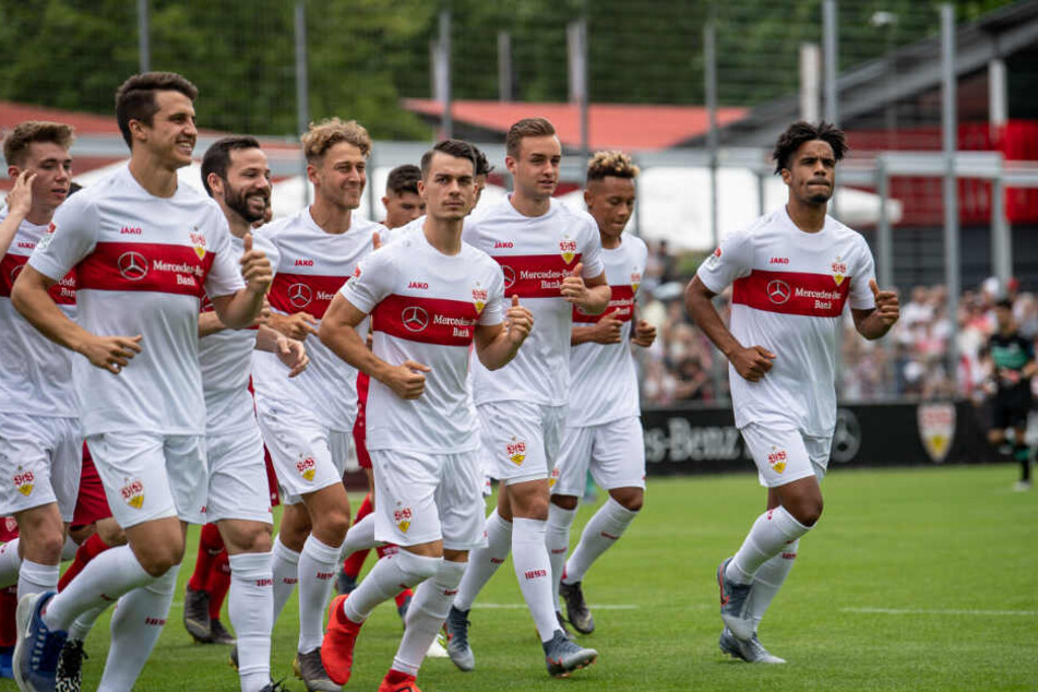 Der VfB Stuttgart beim Trainingsauftakt in die Saison 2019/20.