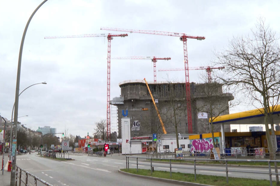Der Bunker an der Feldstraße wird aktuell umgebaut.