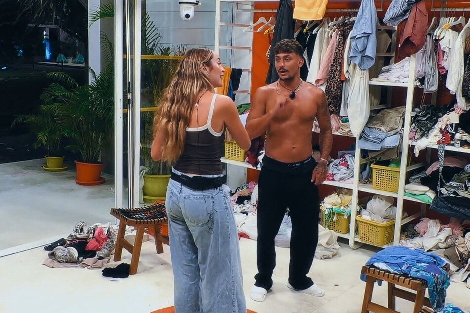 Never-ending story: Elena (29) und Luke (31) diskutieren mal wieder ihre "Abmachung" aus.