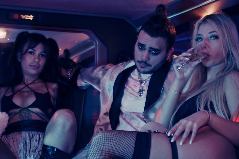 Drogen-Exzesse und Nacktheit: Ex-"Let's Dance"-Star schockt mit enthemmtem Video