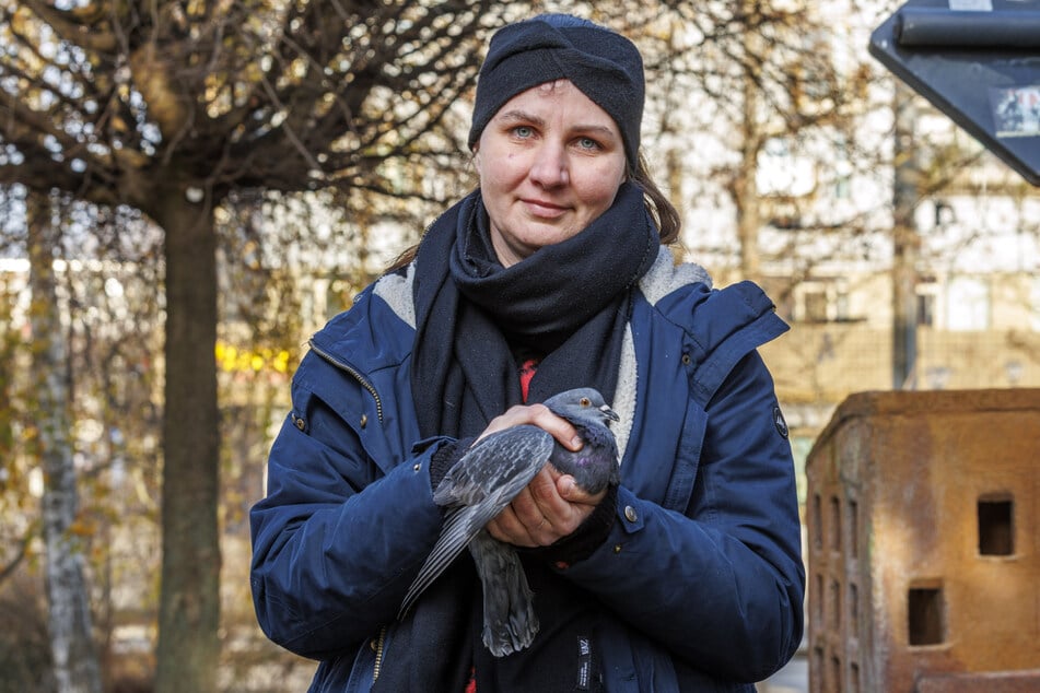 Taubenschützerin Marta Broll (43) wünscht sich für die Neustadt einen Taubenschlag. Das sei die einzige Möglichkeit, Mensch und Tier gerecht zu werden.