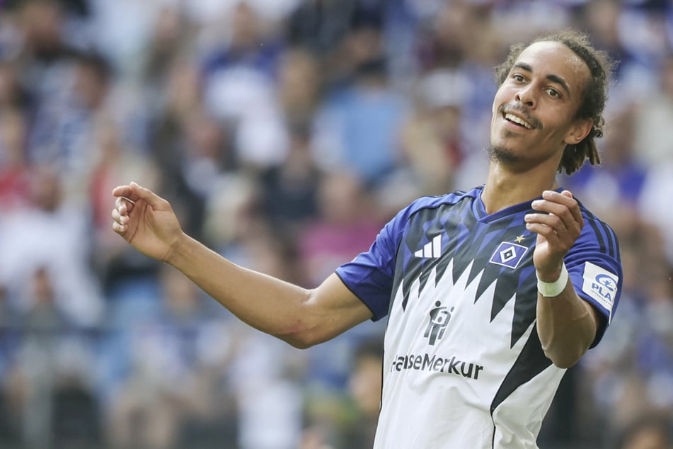 HSV-Neuzugang Yussuf Poulsen brachte Hamburg mit einem verwandelten Handelfmeter in Führung.