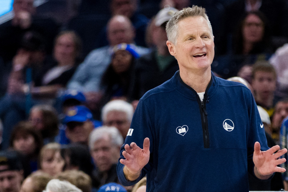 Coach Kerr and the Warriors agree to record-setting contract extension