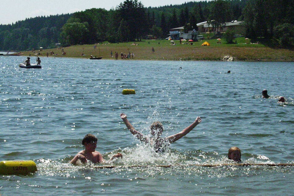Im Strandbad Paulsdorf wird "Malter in Flammen" gefeiert.