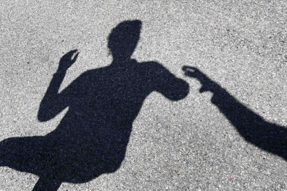 Die Frau wurde bei dem Streit verletzt.
