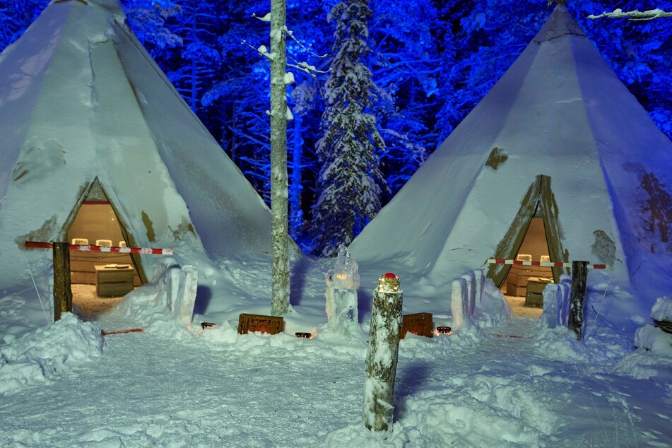 Die Exit-Challenges finden in zwei eisigen Zelten abseits der Lodge statt.