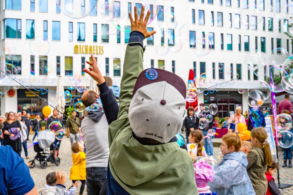 Jetzt Ausflug zum Kinderfest planen und ganz umsonst ein mega Abenteuer erleben.
