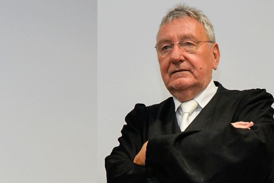 Star-Anwalt und Infinus-Verteidiger Rainer Brüssow (†69) ist tot. Nach 10 Monaten Wachkoma erlag er seinen Verletzungen.