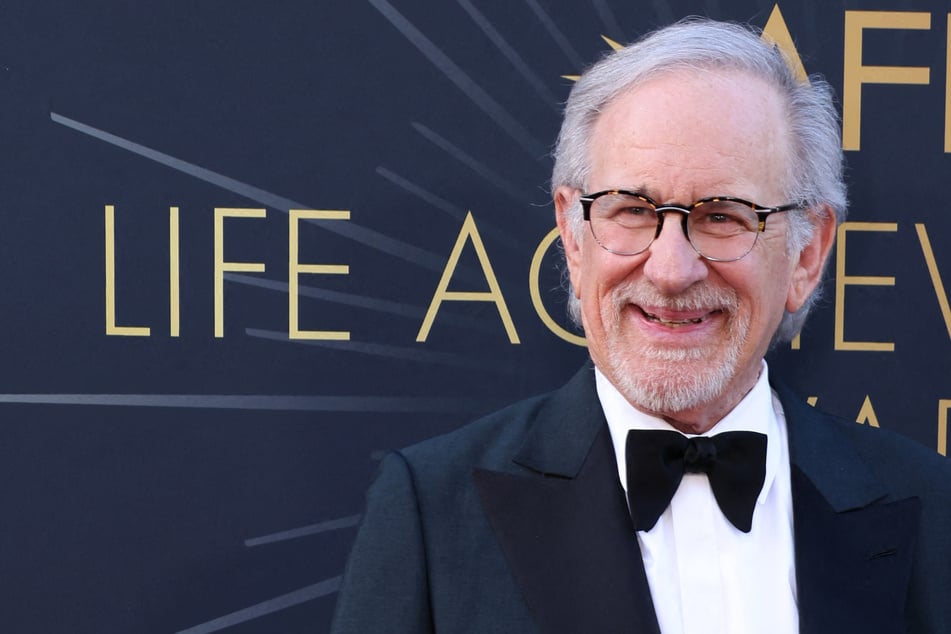 Steven Spielberg earns coveted EGOT status with Grammy win!